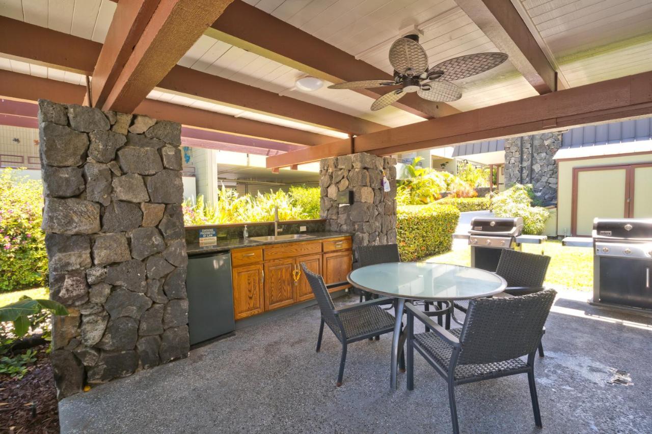 Family Getaway - Lava Room At Magic Sands Beach Kailua-Kona Buitenkant foto